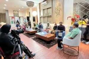 13 Warga Surabaya Jadi Korban Penipuan Travel Haji dan Umrah, Rugi Miliaran