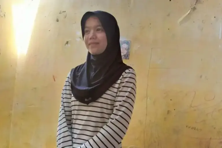 Lakon Kartini Muda dari Bandung, Keteguhan Zahra Memeluk Masa Depan Adik-adiknya