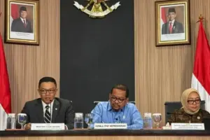 Menlu Ungkap Kendala Negosiasi Kapal Pertamina yang Tertahan di Selat Hormuz