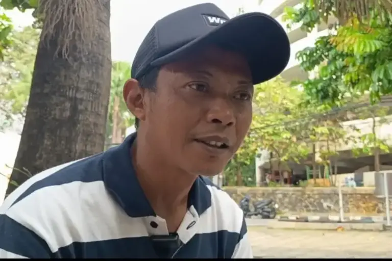 Di Balik UTBK 2026, Ada Orangtua yang Rela Tinggalkan Kerja demi Dampingi Anak