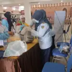 Petugas Sita Sambal Hingga Nasi Bungkus Milik Calon Jemaah Haji Kloter 2 di Lombok
