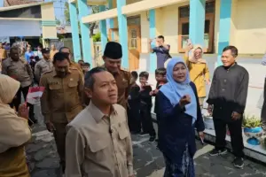 Kondisi SDN di Majalengka Sebelah SPPG Jadi Perhatian, Wamendikdasmen Janji Percepat Revitalisasi